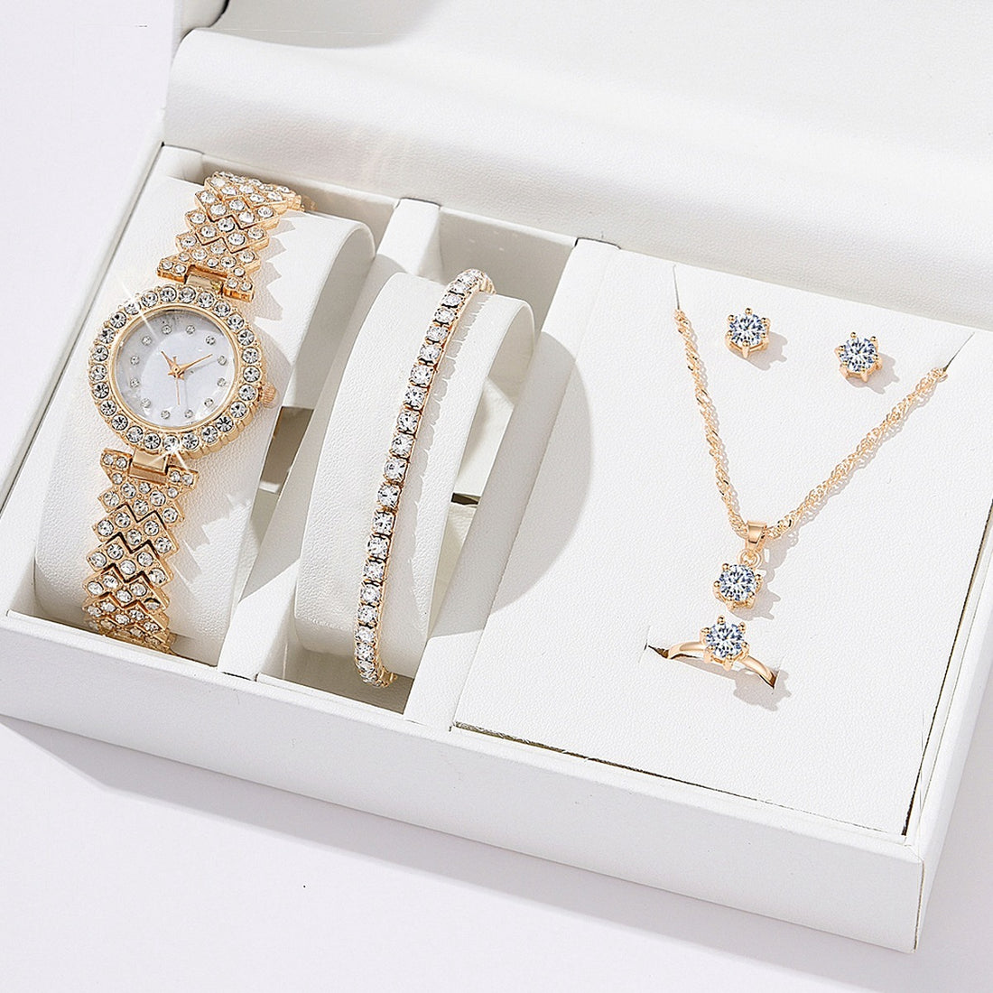 Diamond Women Watches Luxury Fashion Rhinestone Quartz Bracelet