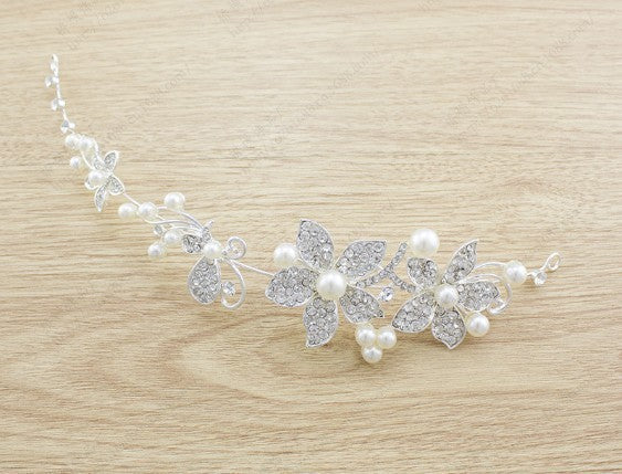 Ethereal Butterfly Bridal Jewelry Set – Pearl Chain Elegance | 3-Piece Brida