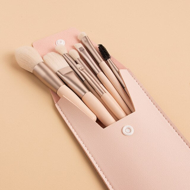 Travel Portable 8 Mini Makeup Brush Beauty Set