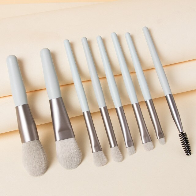 Travel Portable 8 Mini Makeup Brush Beauty Set