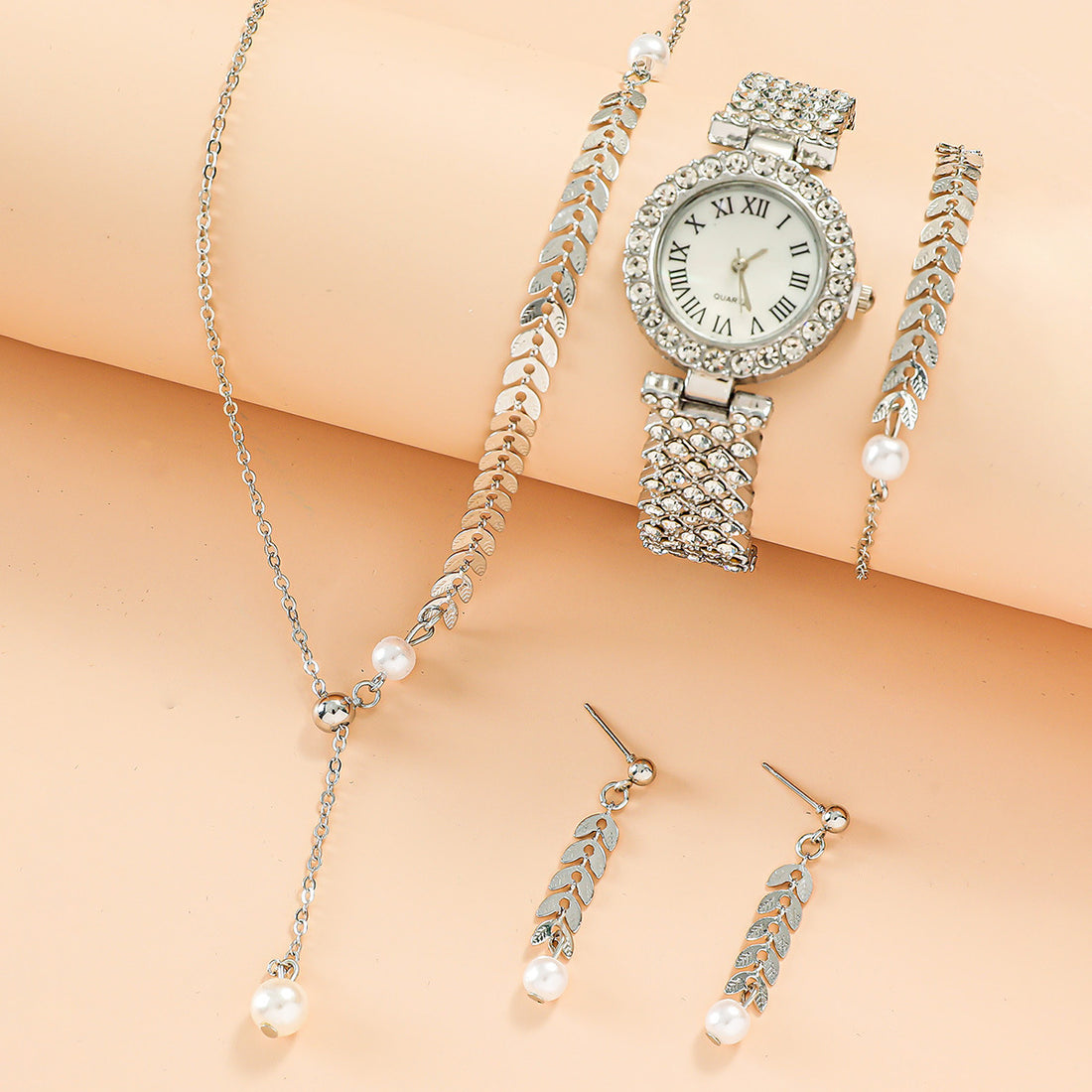 Diamond Women Watches Luxury Fashion Rhinestone Quartz Bracelet